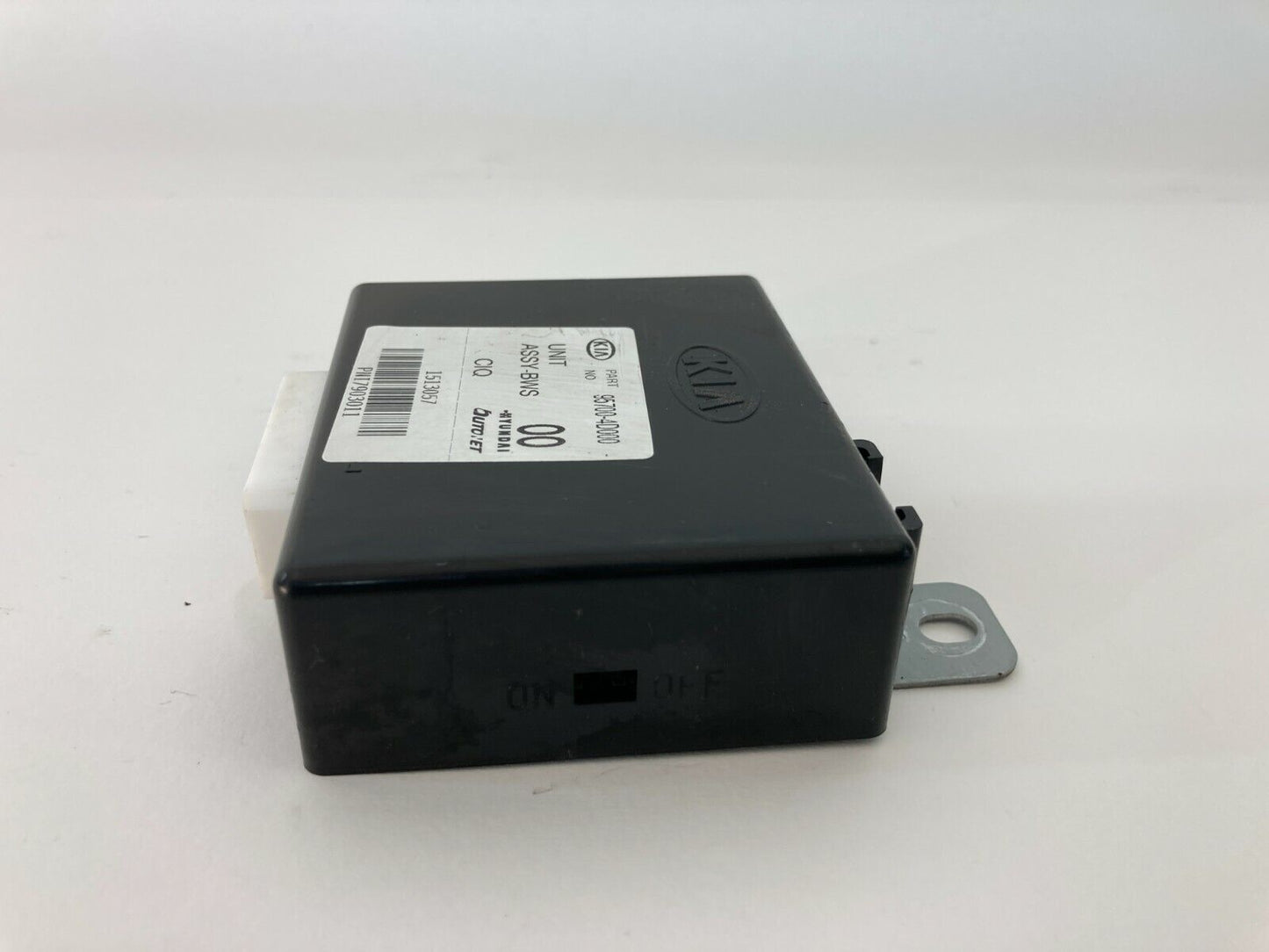 2007 2008 Hyundai Entourage Parking Sensor Control Unit Module 957004D000 OEM