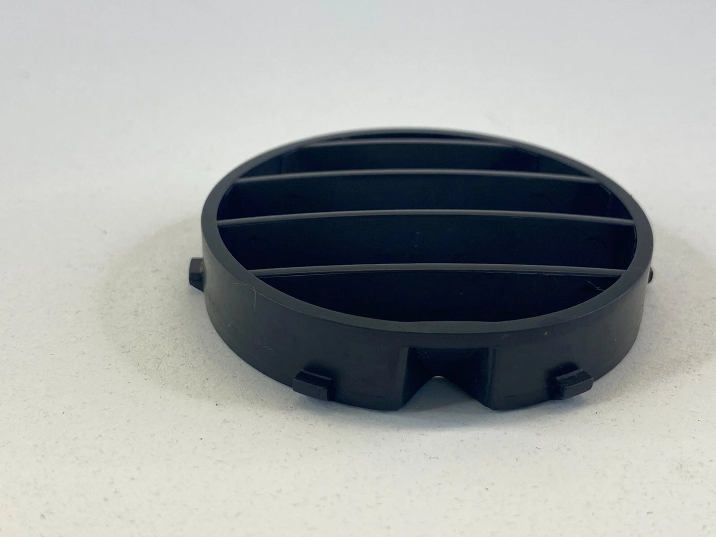 2003-2010 VOLKSWAGEN NEW BEETLE DASH AC AIR VENT DEFROSTER GRILLE DUCT OEM