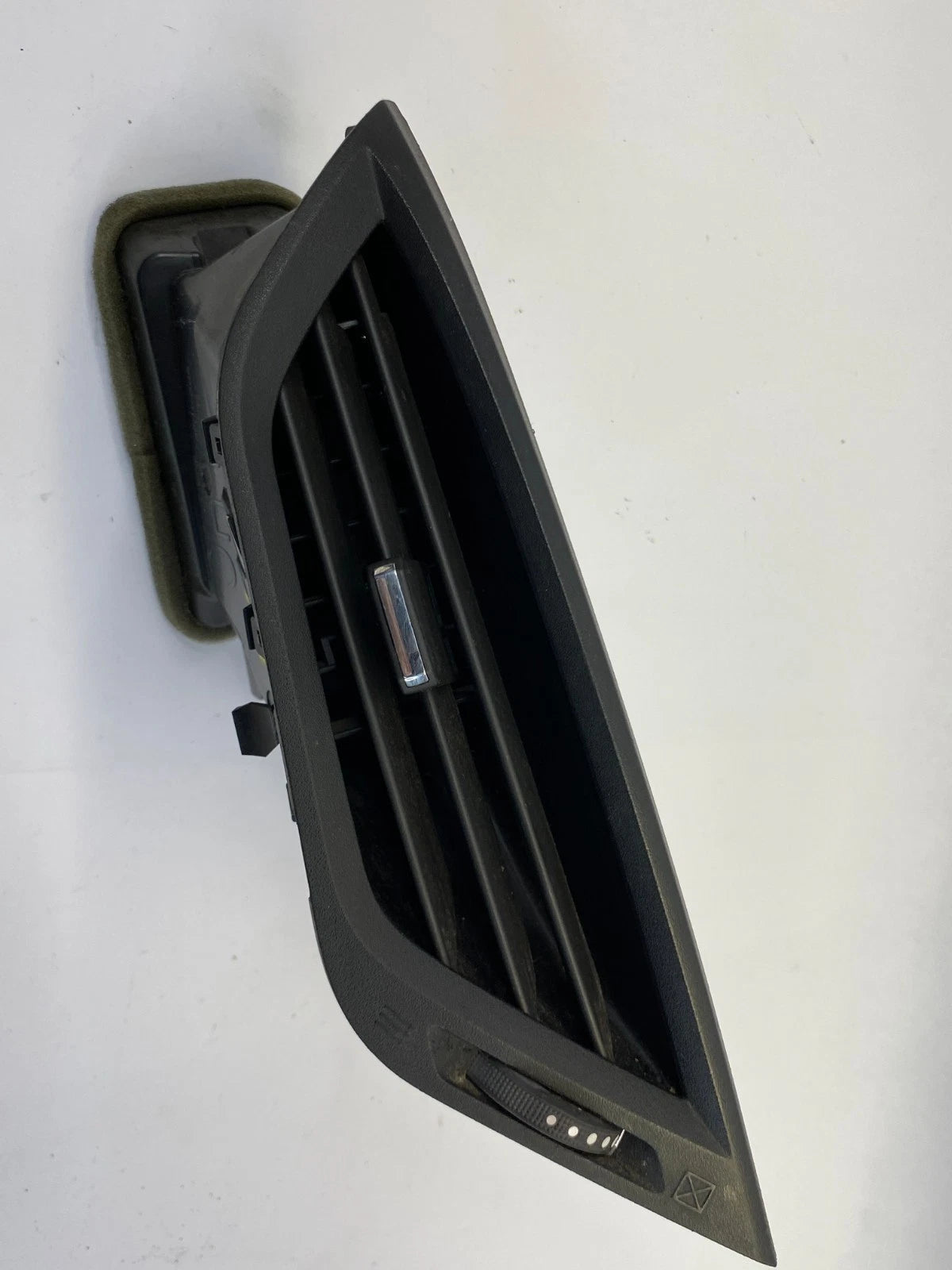 2010-2017 CHEVY EQUINOX FRONT LEFT CENTER DASH A/C AIR VENT OUTLET 25779086 OEM