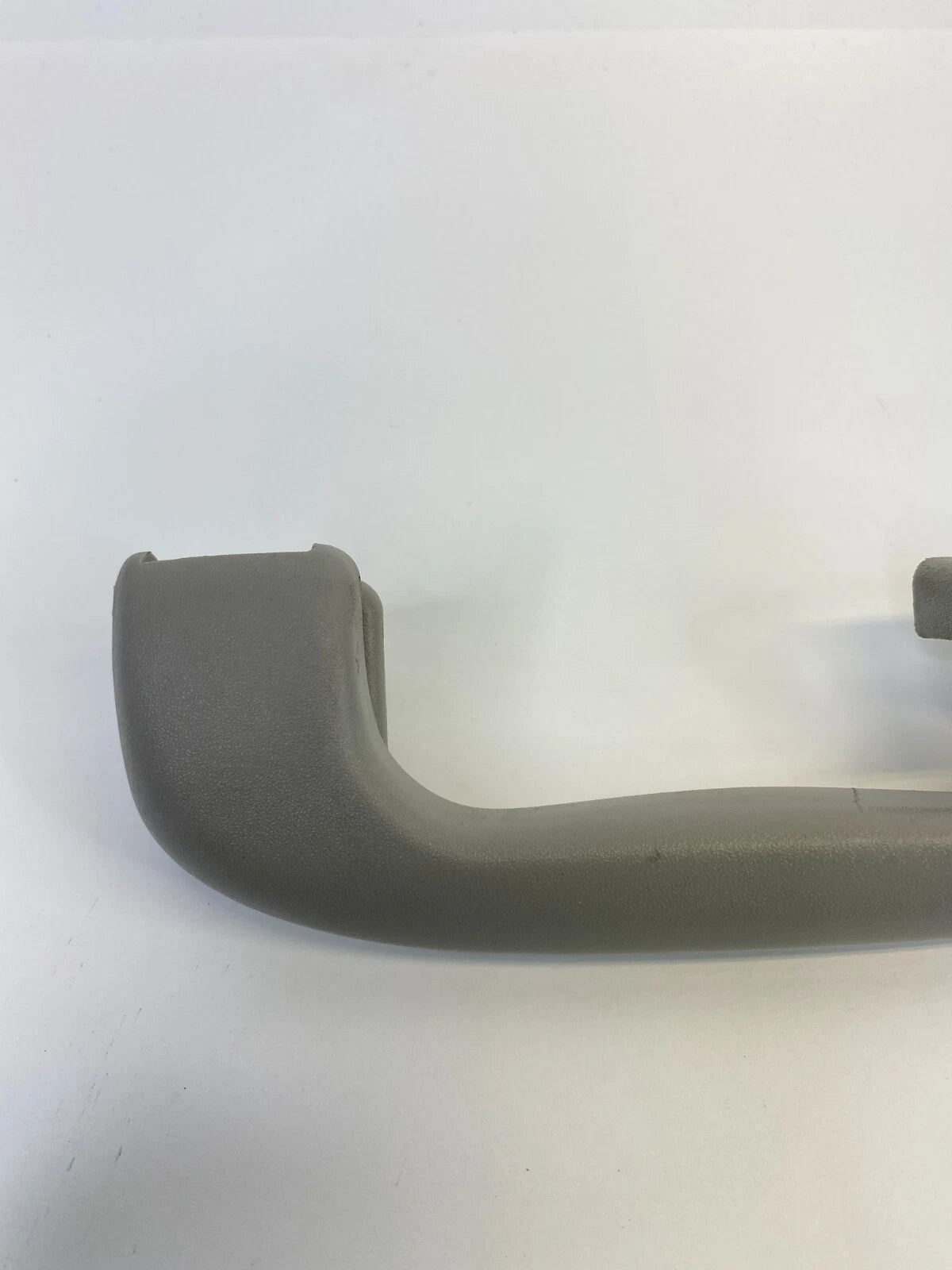 2013-2015 CHEVY MALIBU REAR RIGHT SIDE INNER GRAB GRAP GRIP HANDLE ASSIST BAR