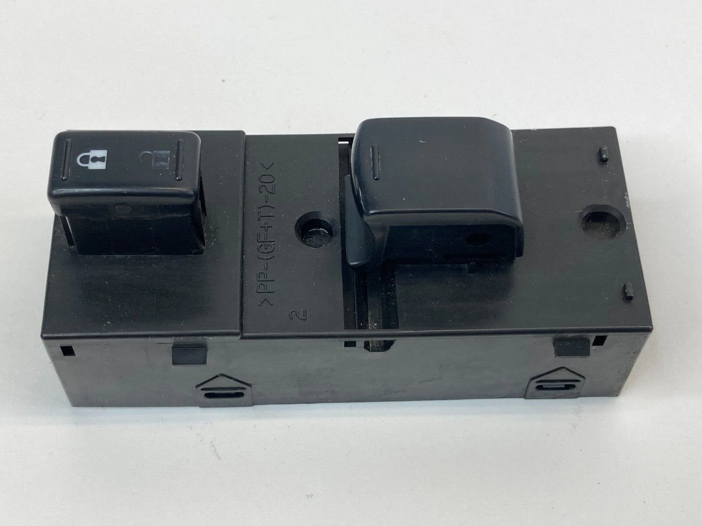 08-13 NISSAN ROGUE FRONT RIGHT SIDE DOOR POWER WINDOW & LOCK CONTROL SWITCH OEM