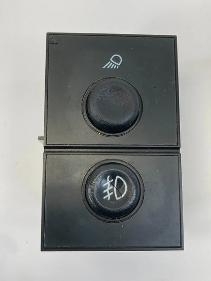 2003-2006 CHEVROLET AVALANCHE 1500 FOG LIGHT SWITCH BUTTON CONTROL 15076588 OEM