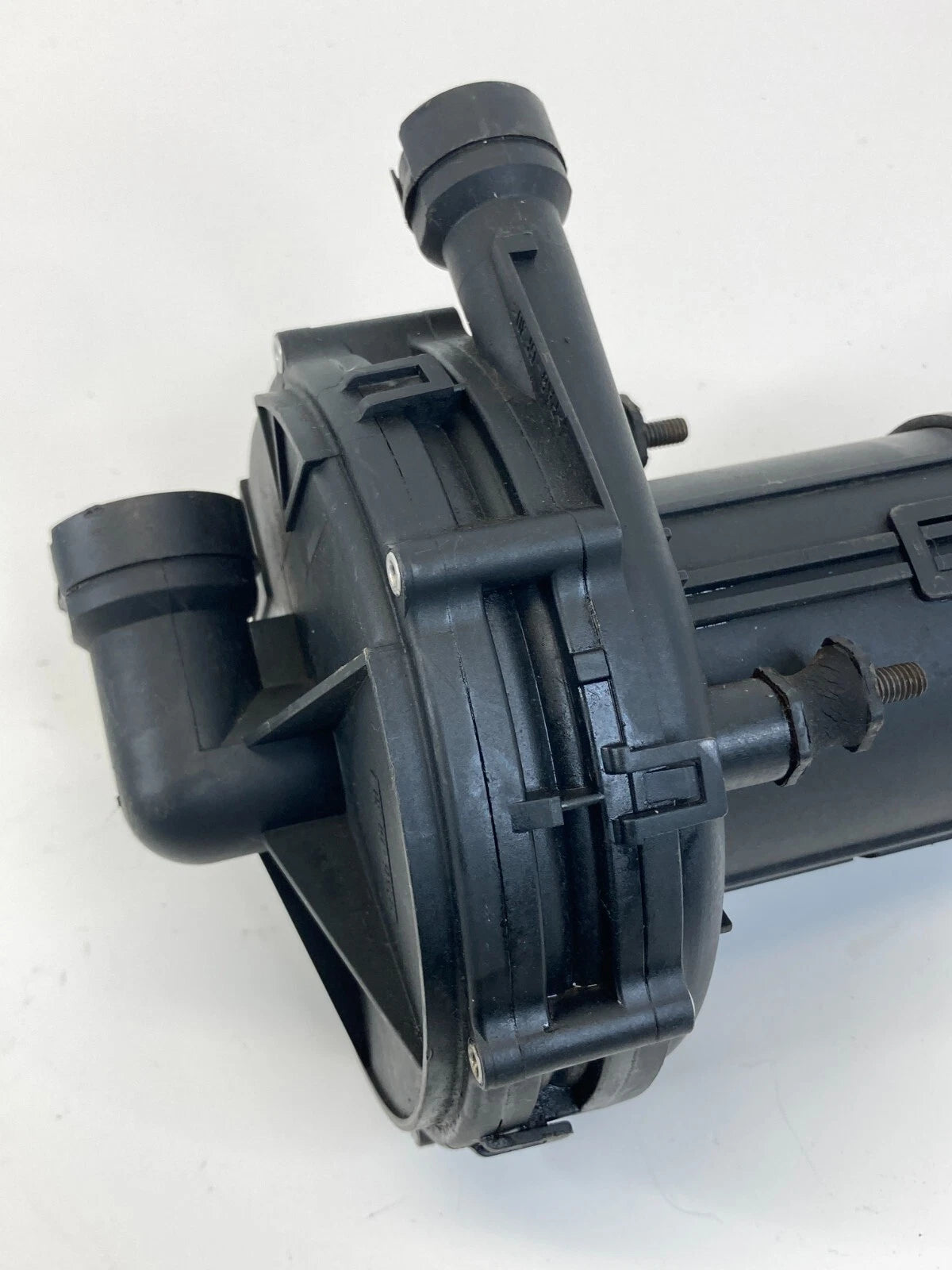 98-01 VOLKSWAGEN BEETLE A/T SECONDARY AIR INJECTION PUMP ASSEMBLY 06A959253 OEM