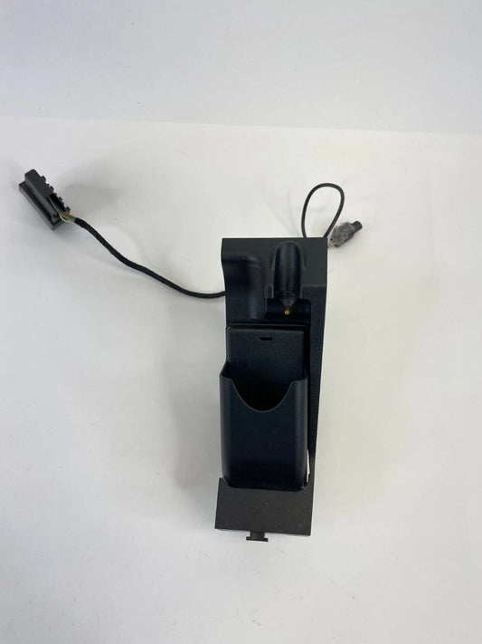 2004 2005 BMW 745I 745LI CONSOLE CHARGER PORT CELL MOUNT PHONE 51166944026 OEM