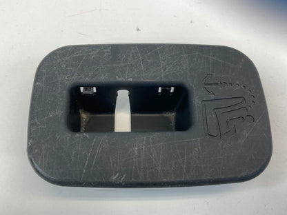 2010 2011 KIA SOUL REAR DECK CHILD SEAT ANCHOR CAP LID TRIM BEZEL 89391-2K020