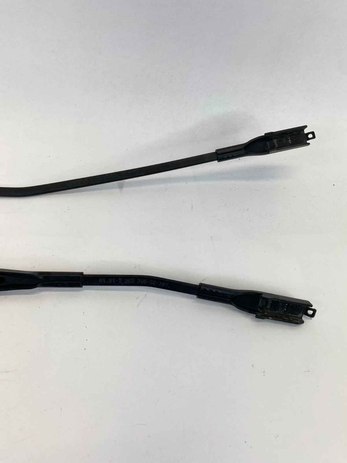 2009-2013 BMW 328I XDRIVE FRONT WINDSHIELD WIPER ARM PAIR SET 61617-253-386-02