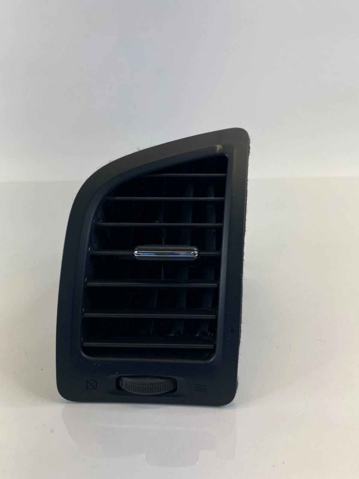 2013-2015 NISSAN ALTIMA DASH LEFT DRIVER A/C AIR VENT DUCT OUTER E946-5211E100