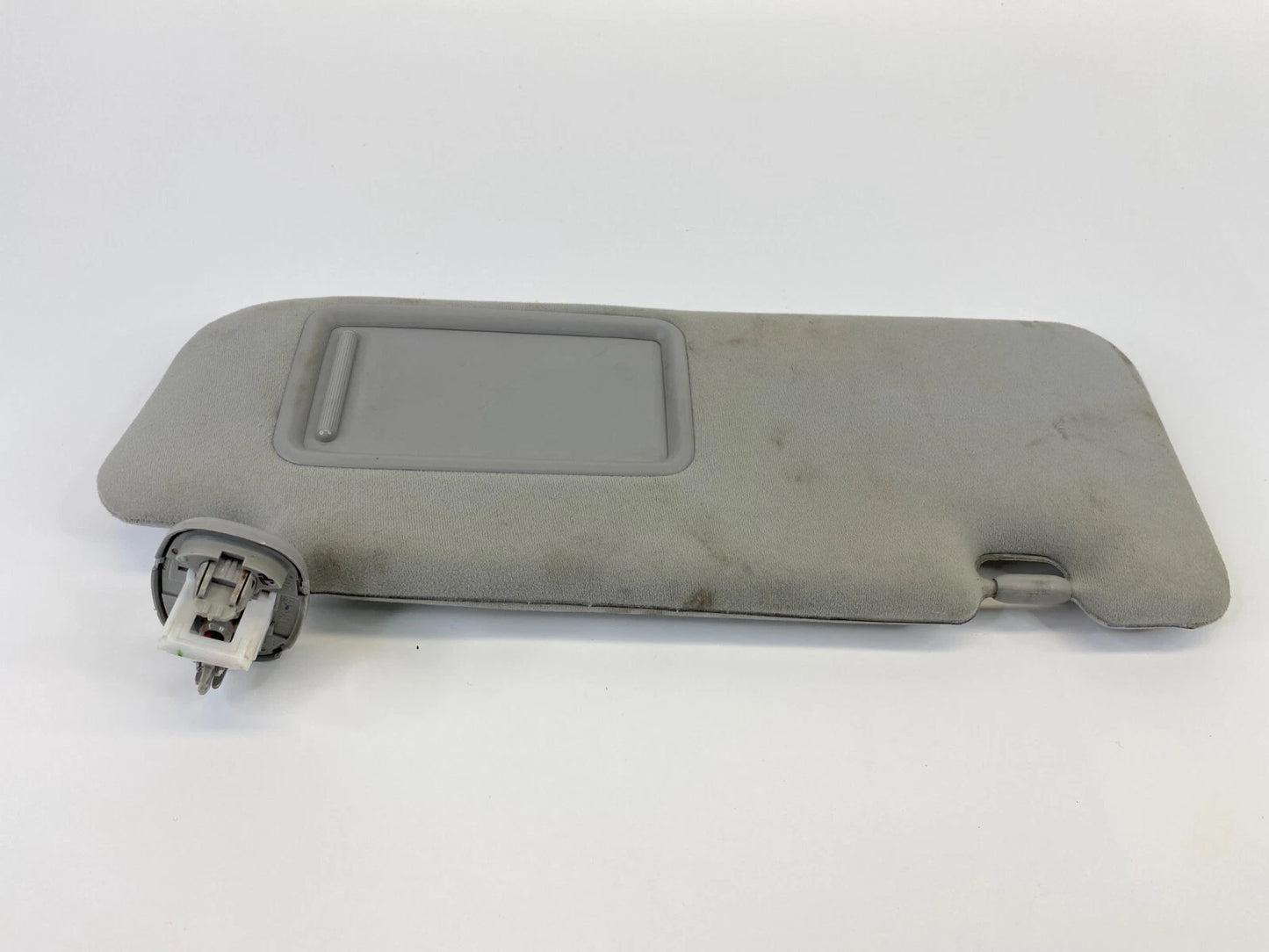 2010-2015 TOYOTA PRIUS FRONT RIGHT PASSENGER SUNVISOR SUN VISOR SHADE OEM