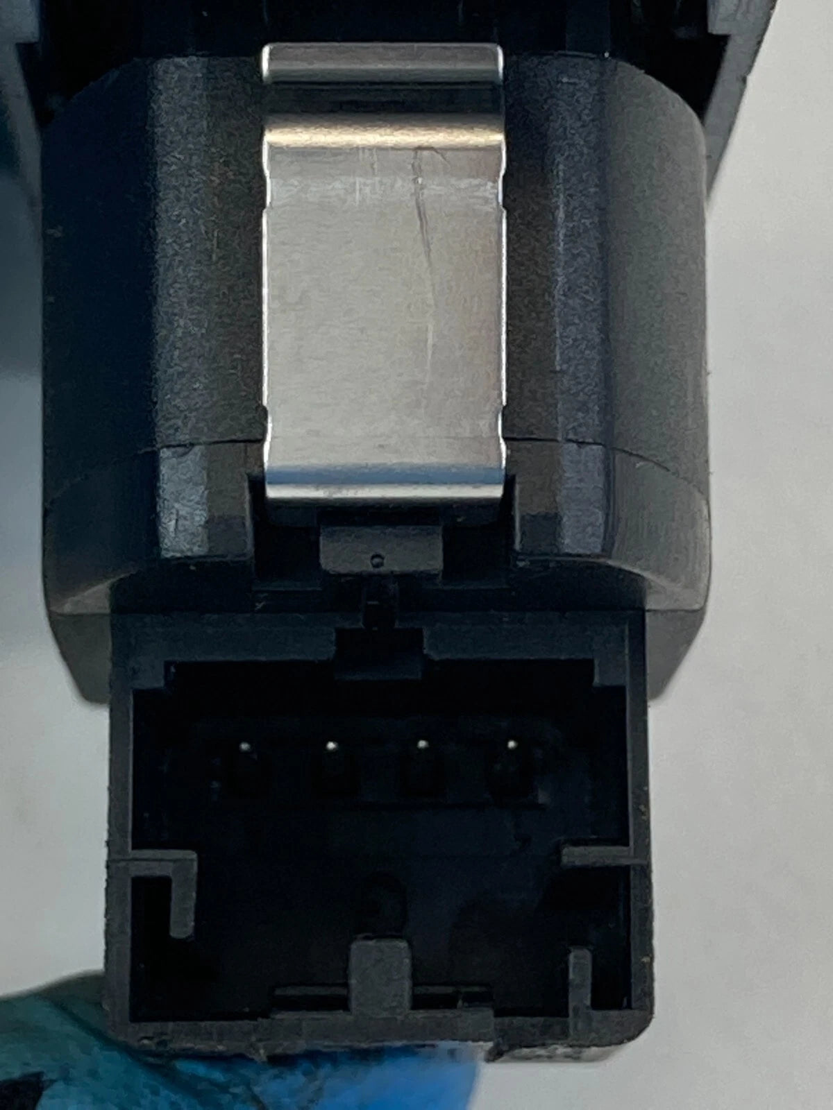 05-11 AUDI A6 QUATTRO FRONT RIGHT PASSENGER SIDE DOOR LOCK / UNLOCK SWITCH OEM