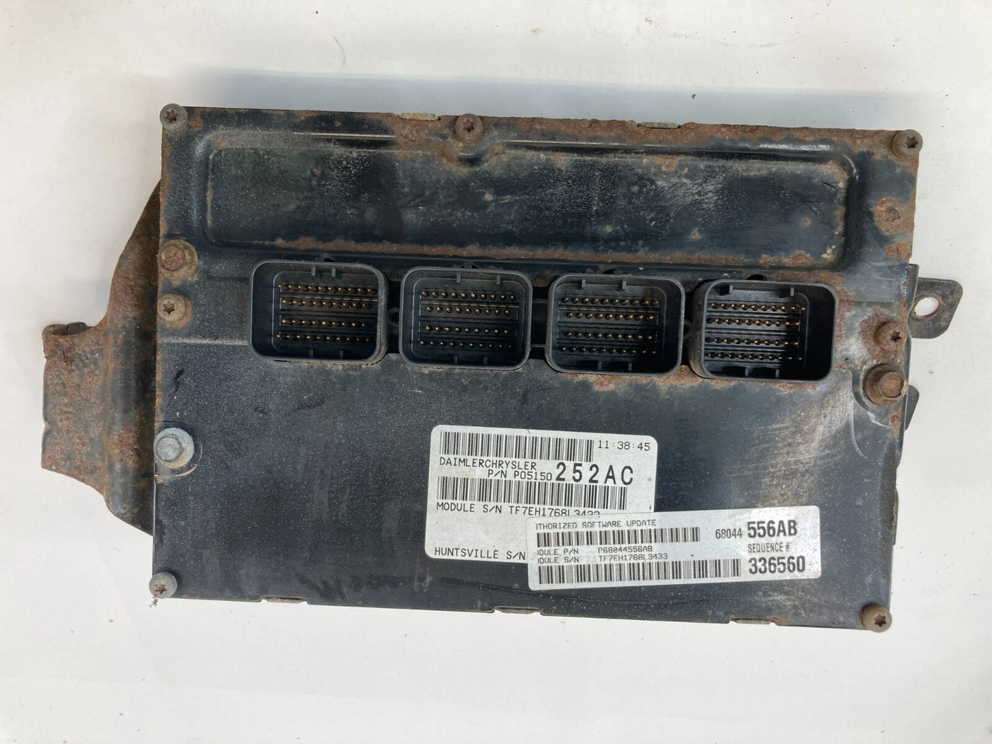 08-10 CHRYSLER TOWN & COUNTRY 3.8L AT ENGINE COMPUTER CONTROL MODULE P05150252AC