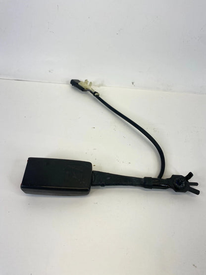 2014-2019 Ford Taurus Sedan Front Right Passenger Side Seat Belt Buckle Assy