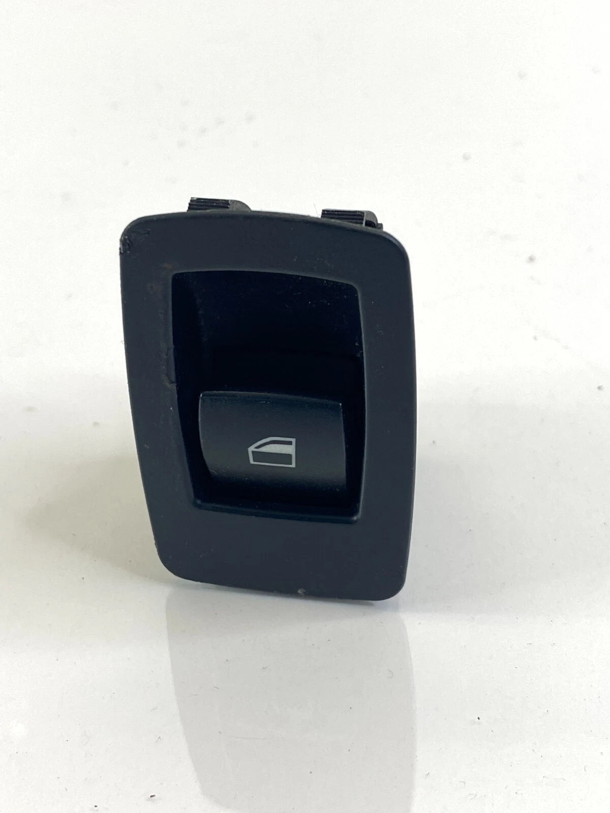 2007-2013 BMW X5 08-19 BMW X6 FRONT RIGHT DOOR WINDOW CONTROL SWITCH 15939900