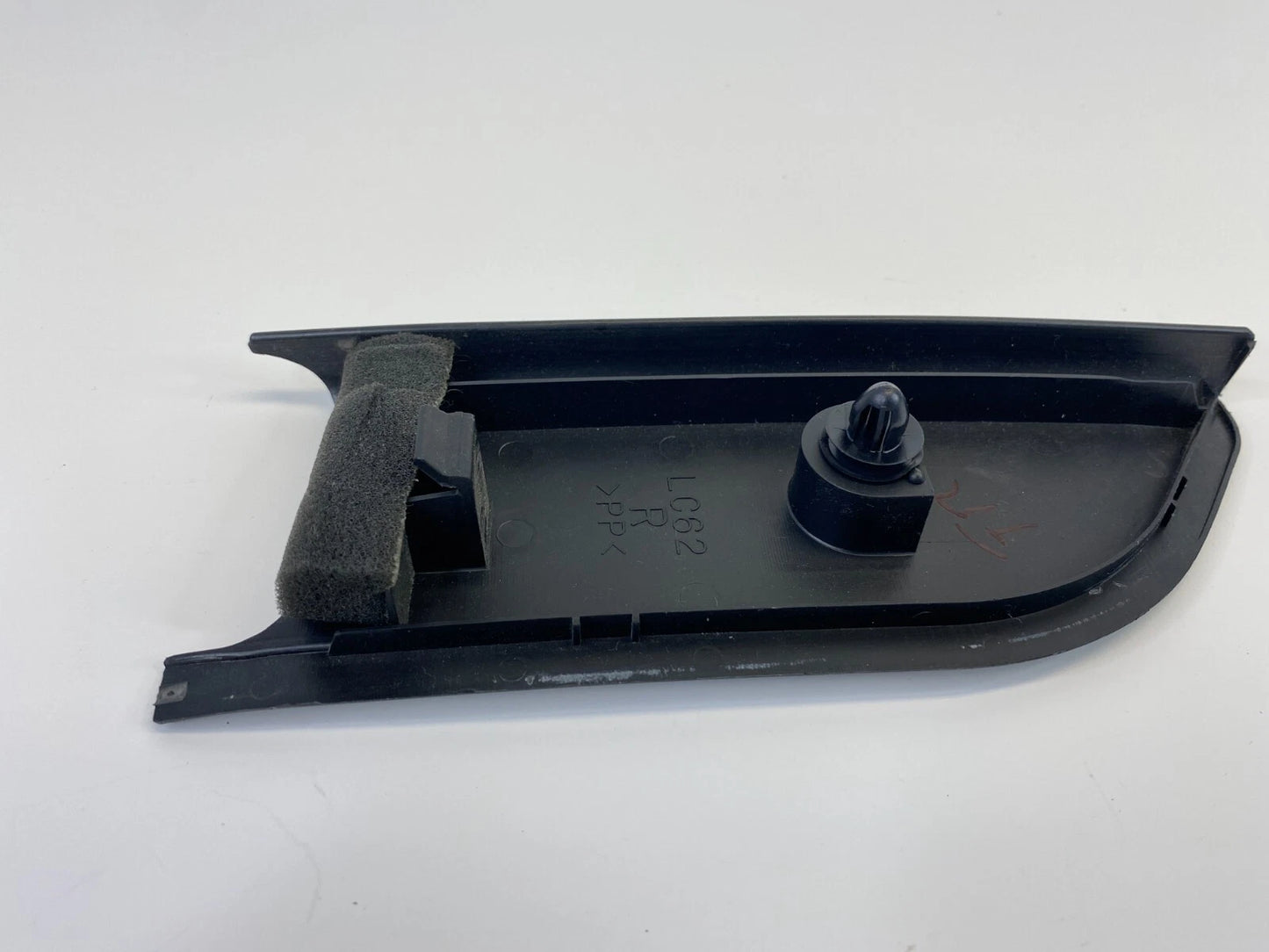 00-06 MAZDA MPV FRONT RIGHT PASSENGER INNER DOOR MIRROR CORNER COVER TRIM OEM