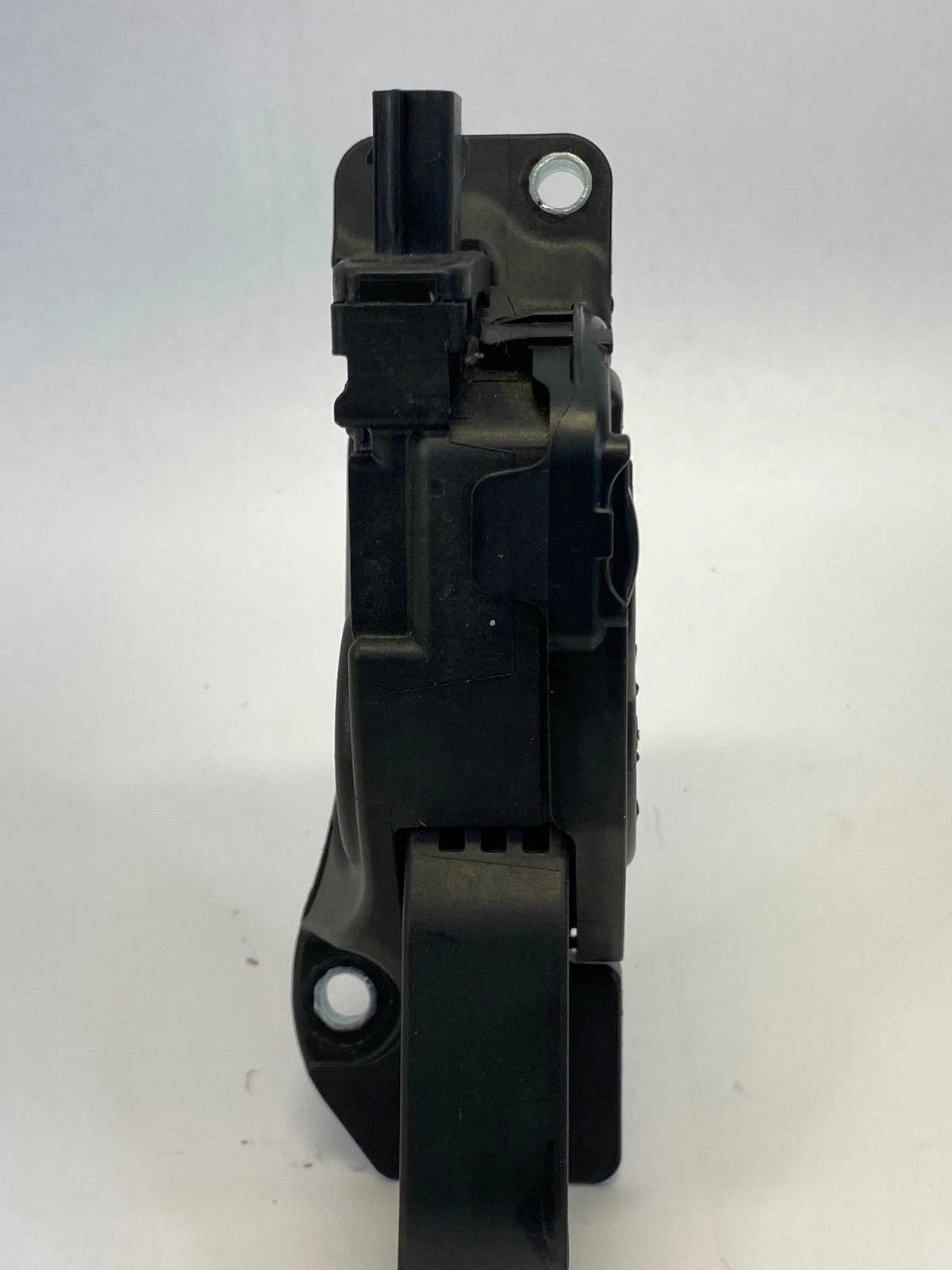 2012-2014 FORD FOCUS 2.0L ACCELERATOR GAS PEDAL SENSOR ASSEMBLY BV619F836AB OEM