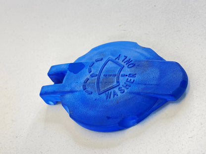 2011 2012 2013 HYUNDAI ELANTRA WASHER PUMP RESERVOIR BOTTLE CAP COVER LID OEM