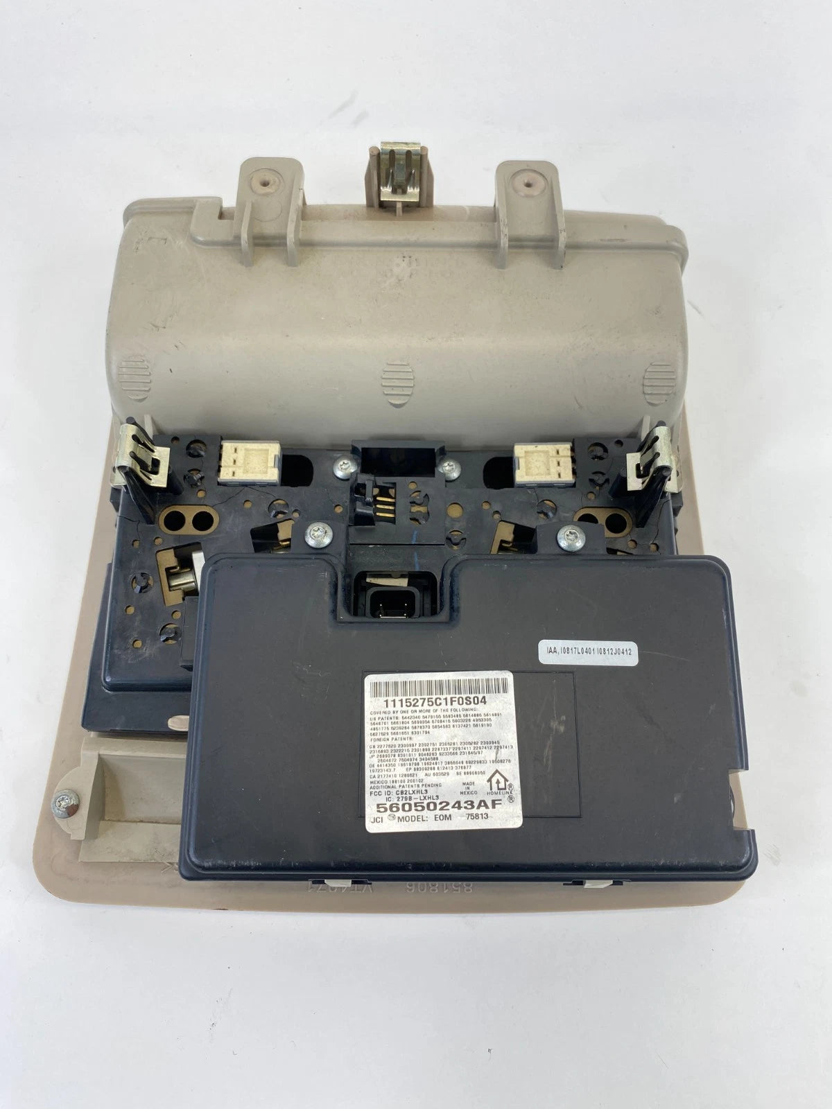 2005-2010 JEEP GRAND CHEROKEE OVERHEAD CONSOLE STORAGE DOME MAP LIGHT 56050243AF