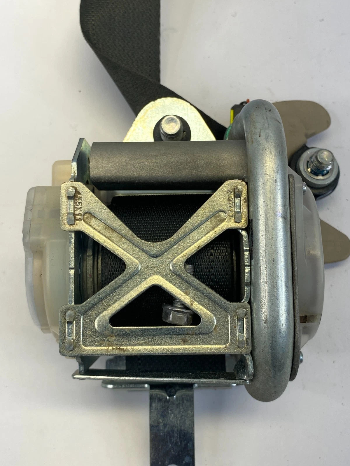 2012-2015 KIA OPTIMA FRONT RIGHT SEAT BELT RETRACTOR W/ PRETENSIONER ASSY OEM