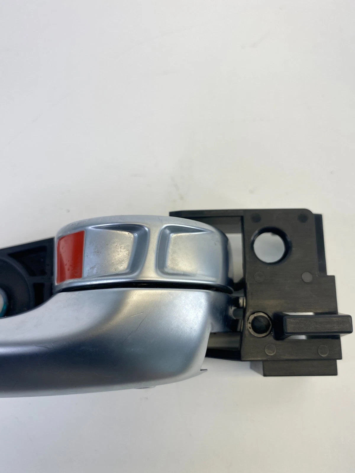 15-17 Chrysler 200 Front Right Passenger Side Interior Door Handle 3038087 OEM