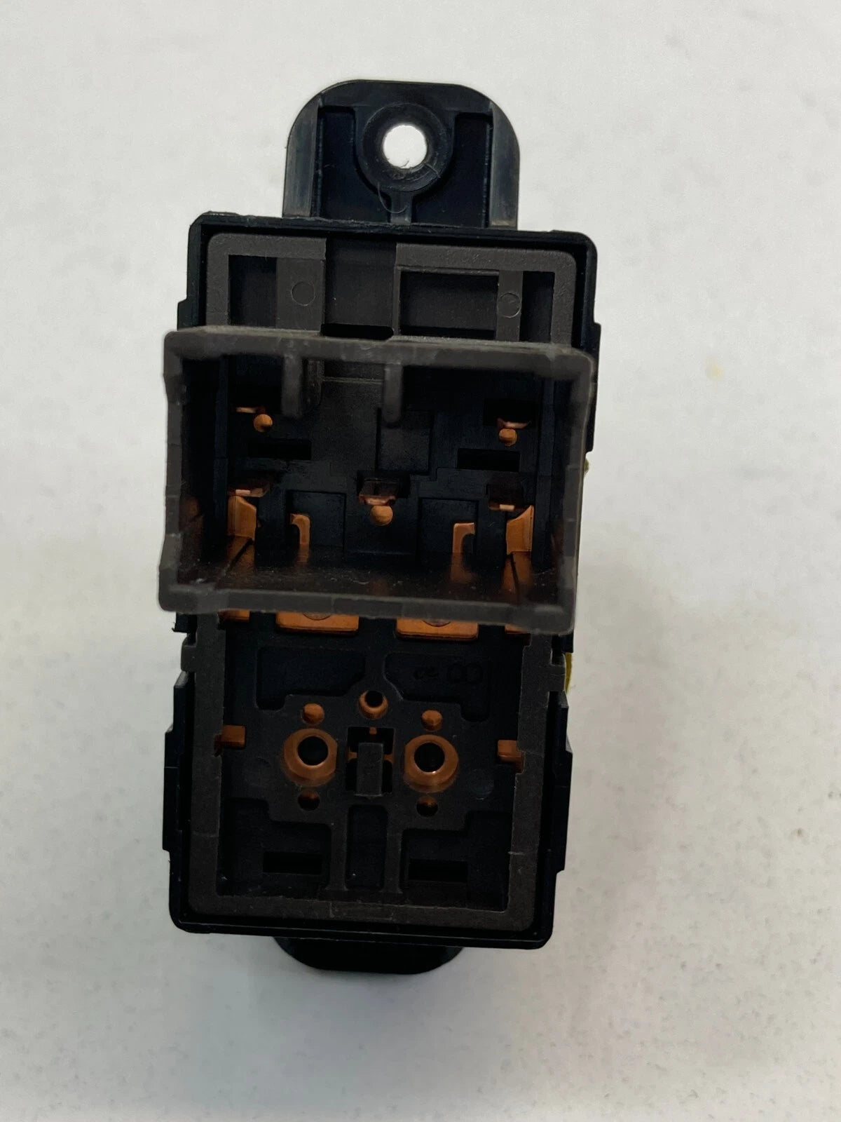 2010-2013 KIA FORTE REAR LEFT DRIVER DOOR WINDOW CONTROL SWITCH 93580-1M000 OEM