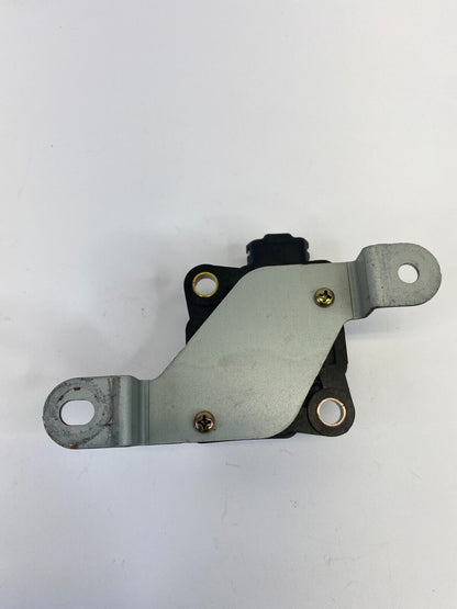 2002-2004 Nissan Pathfinder Vehicle Yaw ABS Stability Control Sensor 47930-4W201