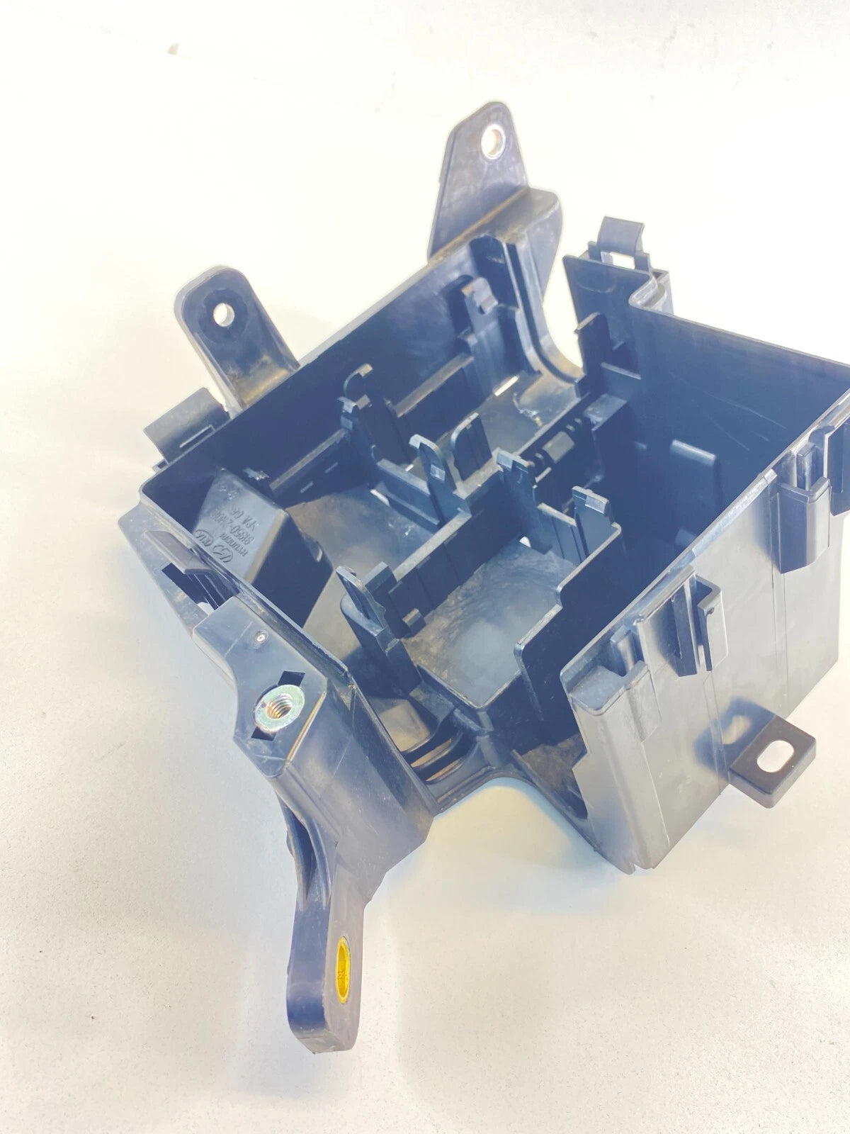 2007-2012 HYUNDAI ELANTRA LOWER COVER ENGINE FUSE RELAY BOX HOUSING 91950-2H010