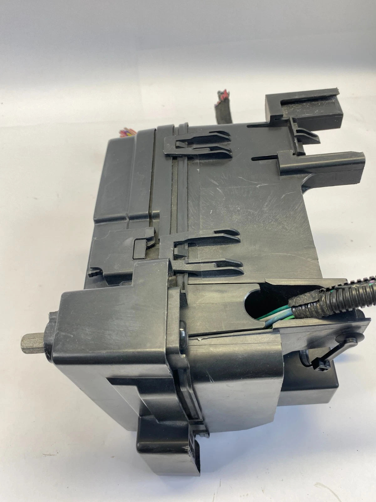 2013-2016 EQUINOX TERRAIN 2.4L ENGINE FUSE BOX RELAY JUNCTION BLOCK 23325532 OEM