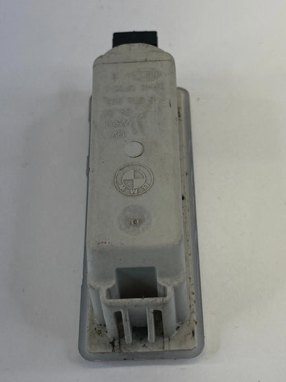 2007-2013 BMW X5 FRONT RIGHT INTERIOR FOOTWELL DOOR LAMP COURTESY LIGHT 6972605