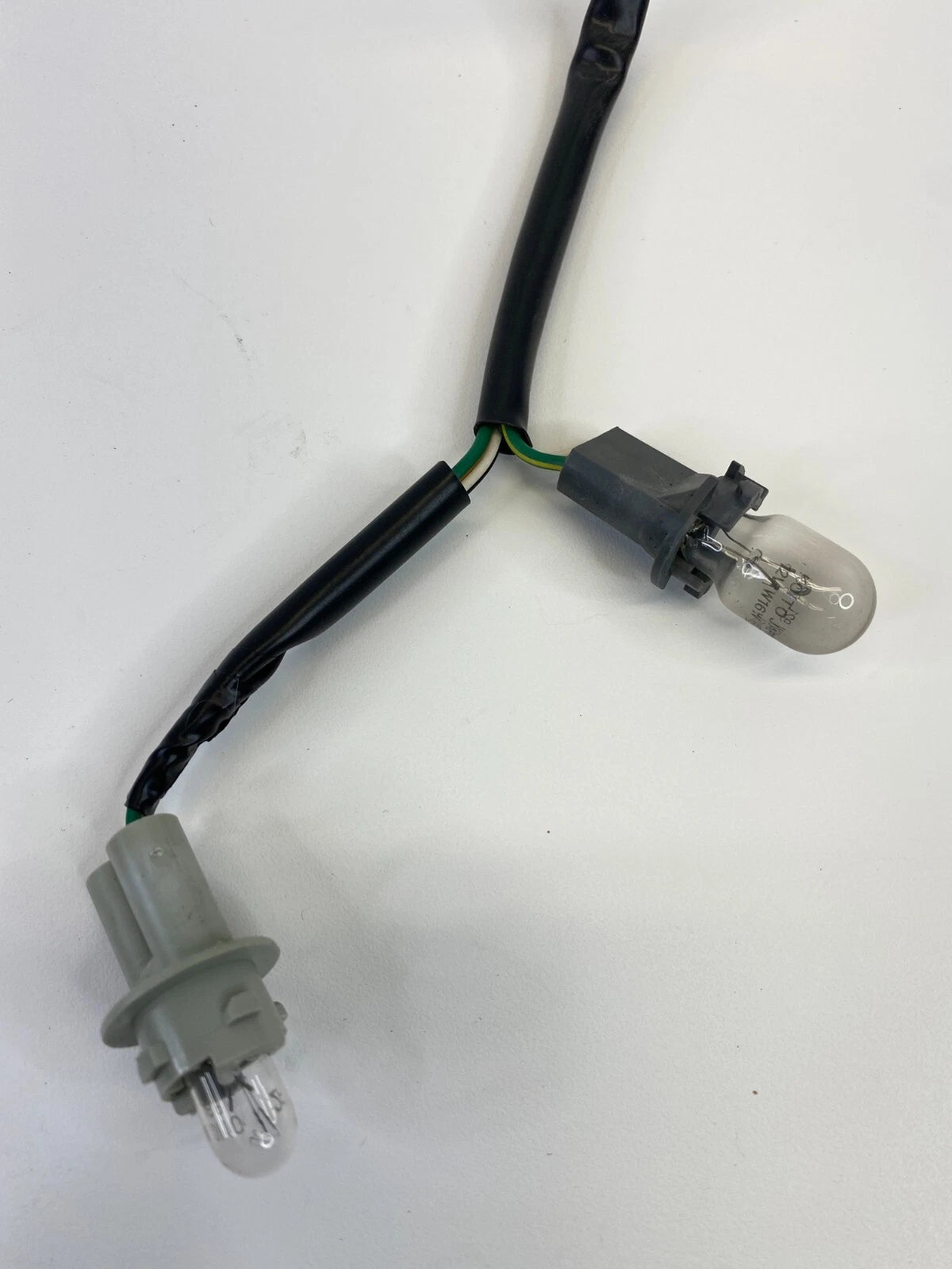 2002 2003 LEXUS ES300 REAR TAILLIGHT BRAKE LIGHT LAMP WIRING HARNESS SOCKETS OEM