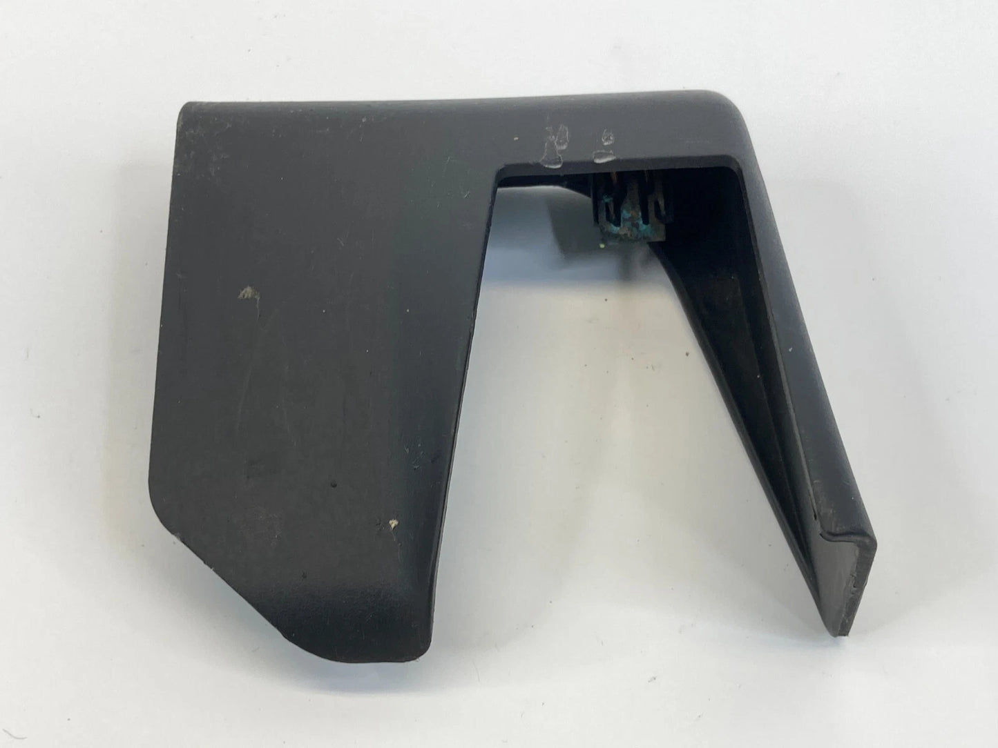 06-11 MERCURY MILAN FRONT RIGHT PASSENGER SEAT OUTER FOOT COVER 6E53-54618D00-B