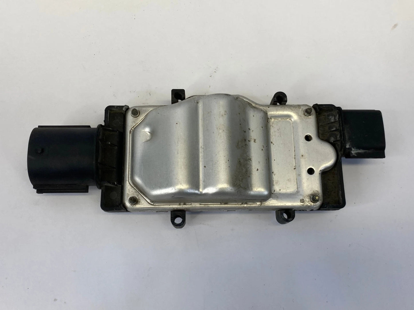 2012-2018 FORD FOCUS RADIATOR FAN CONTROL MODULE FRONT OEM FACTORY 1-137-328-567