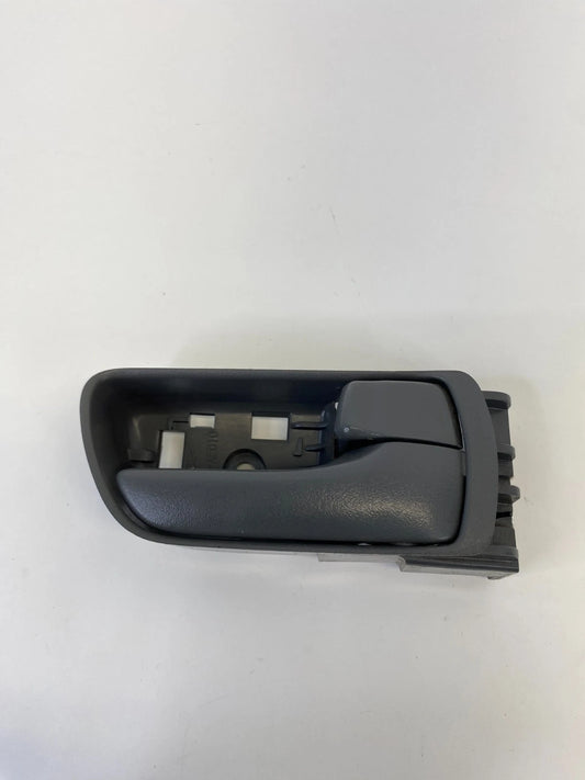 2004-2010 TOYOTA SIENNA CE & LE FRONT RIGHT PASSENGER INTERIOR DOOR HANDLE OEM