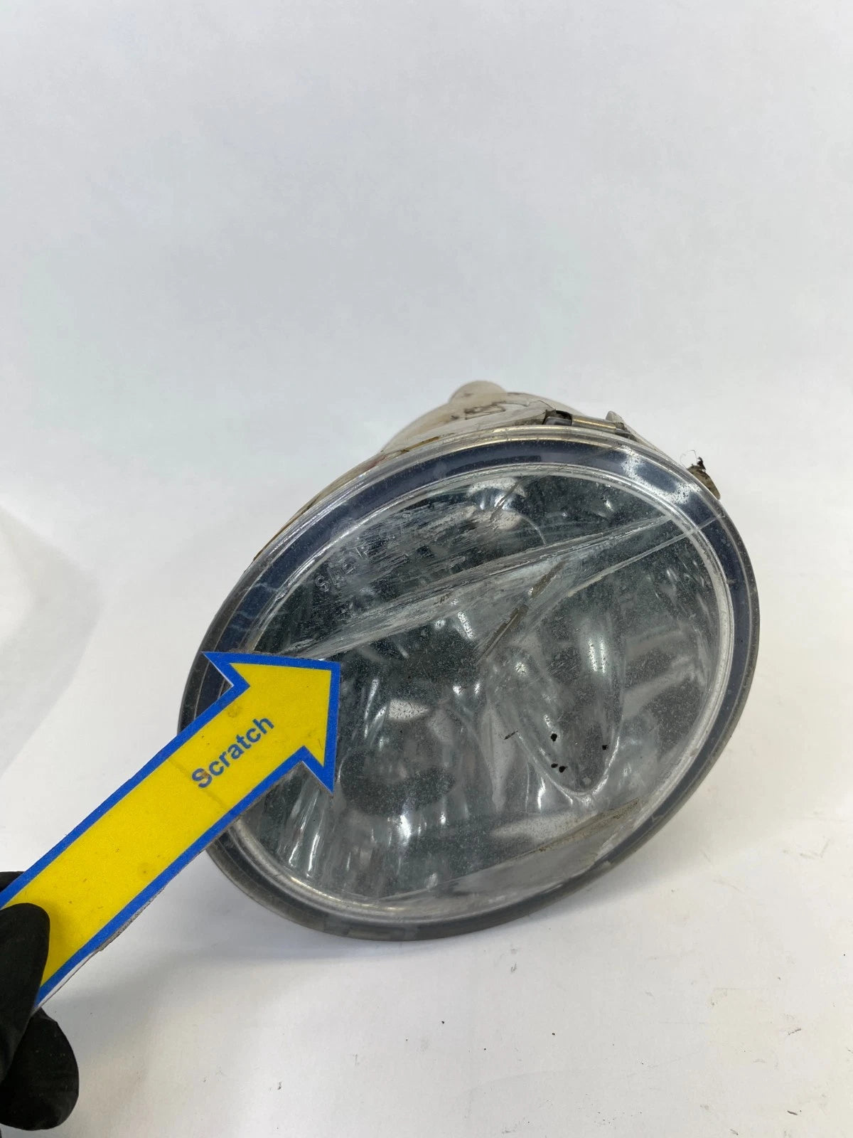 2003-2006 TOYOTA TUNDRA FRONT BUMPER LEFT SIDE FOG LIGHT FOG LAMP OEM