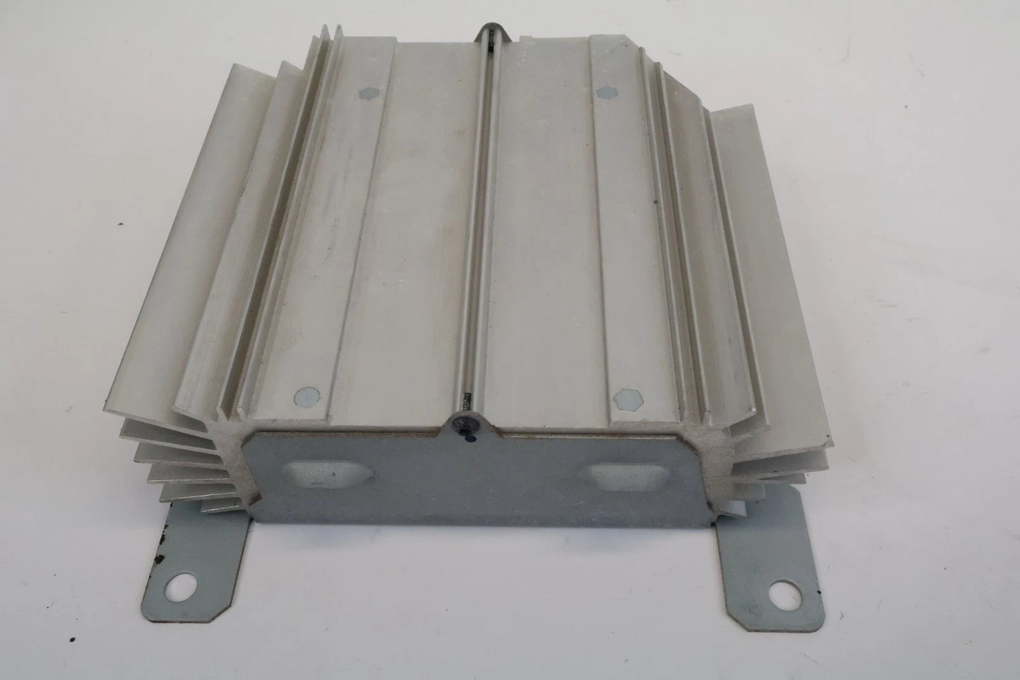 2010-2013 SUZUKI KIZASHI RADIO AUDIO AMPLIFIER AMP TUNER 93107-57LA1 OEM