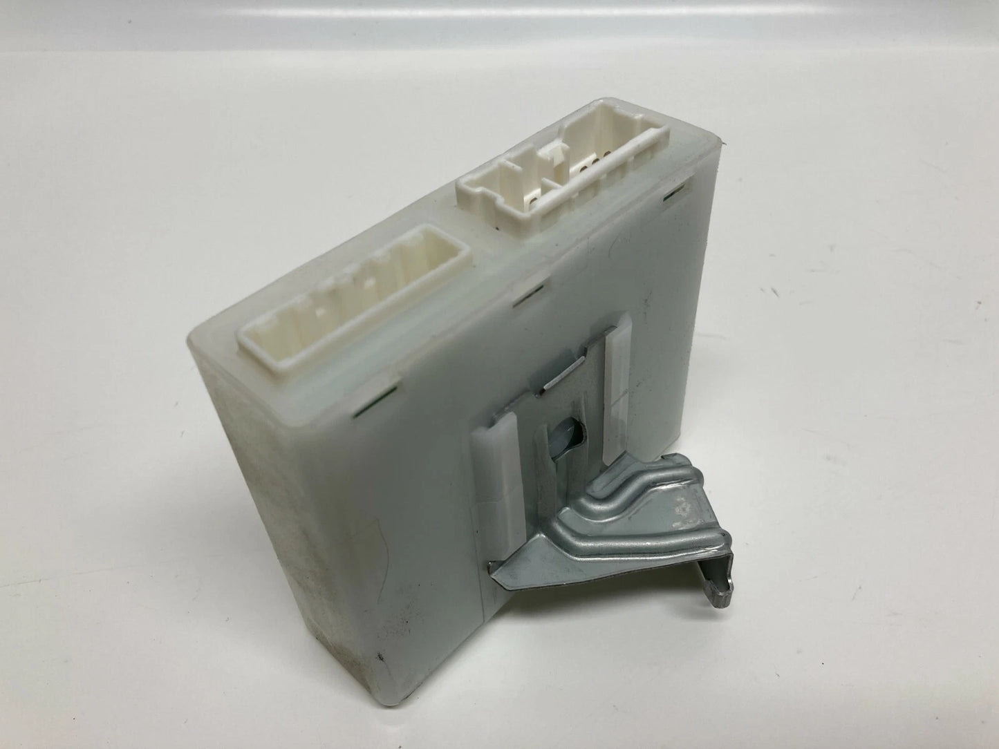 2003-2007 NISSAN MURANO SEAT MEMORY DRIVING POSITION CONTROL MODULE 98800-CA000