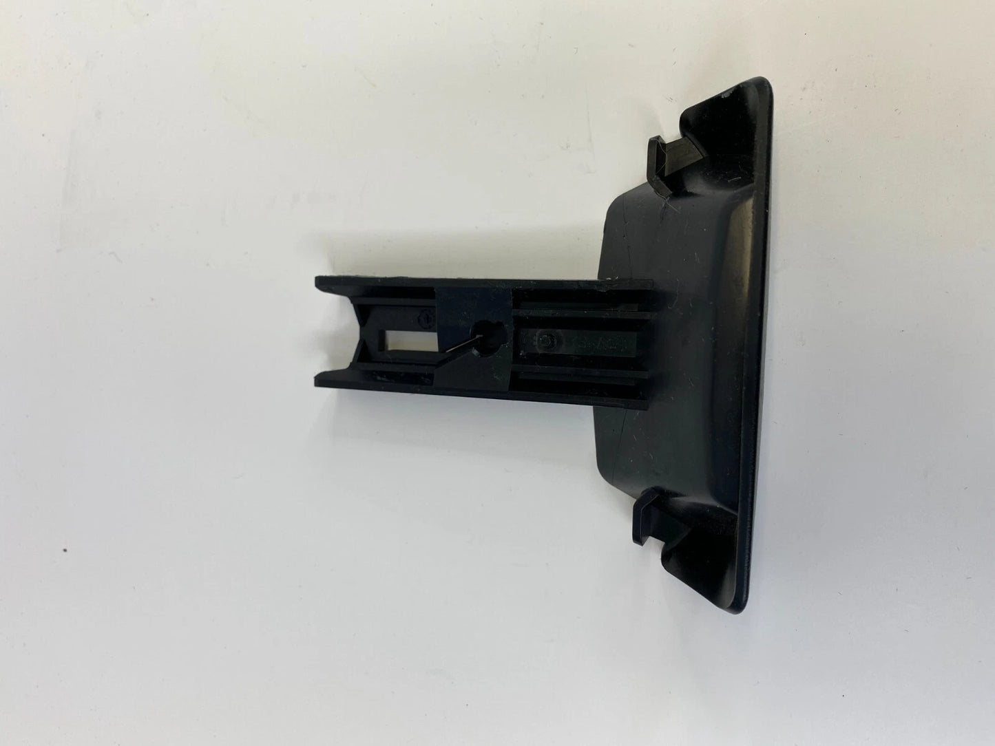 2010-2016 MERCEDES-BENZ E350 PARKING BRAKE HANDLE RELEASE HANDLE 2044270020