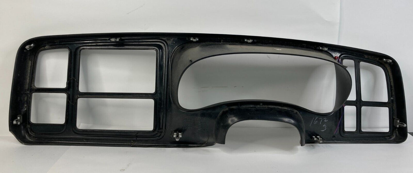 2003-2006 Chevrolet Tahoe Dash Instrument Radio Cluster Trim Bezel 15178706 OEM