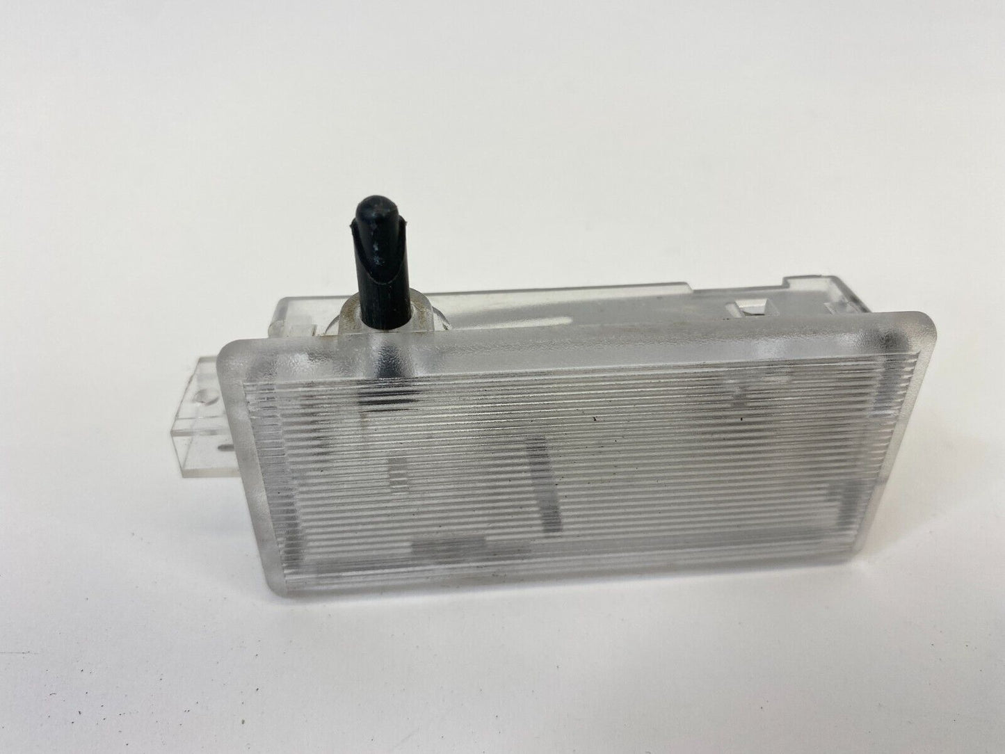 2006 06 530i 330xi 330i 325xi Glove Box Courtesy Light Lamp 63316962045 OEM