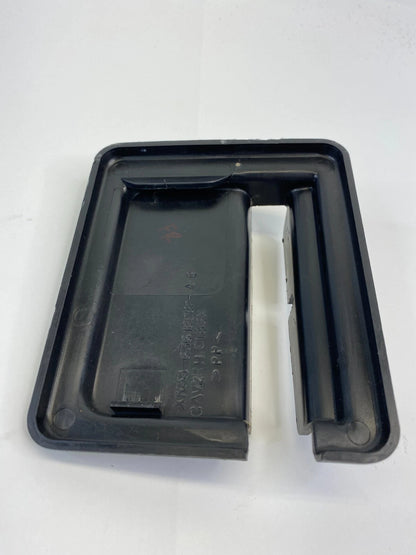 1999-2004 FORD MUSTANG FRONT RIGHT SEAT TRACK BOLT COVER TRIM XR33-63618C82-AB