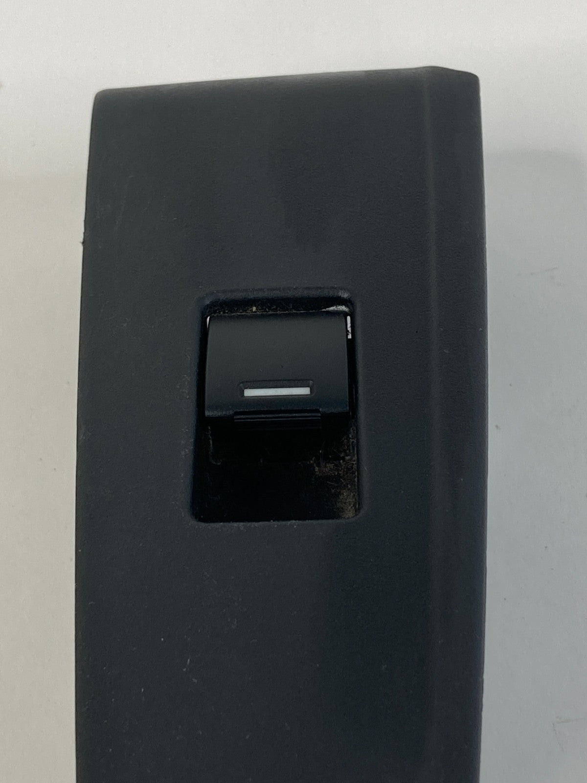 2010 2011 Honda Accord Crosstour Rear Right Side Door Power Window Switch Bezel