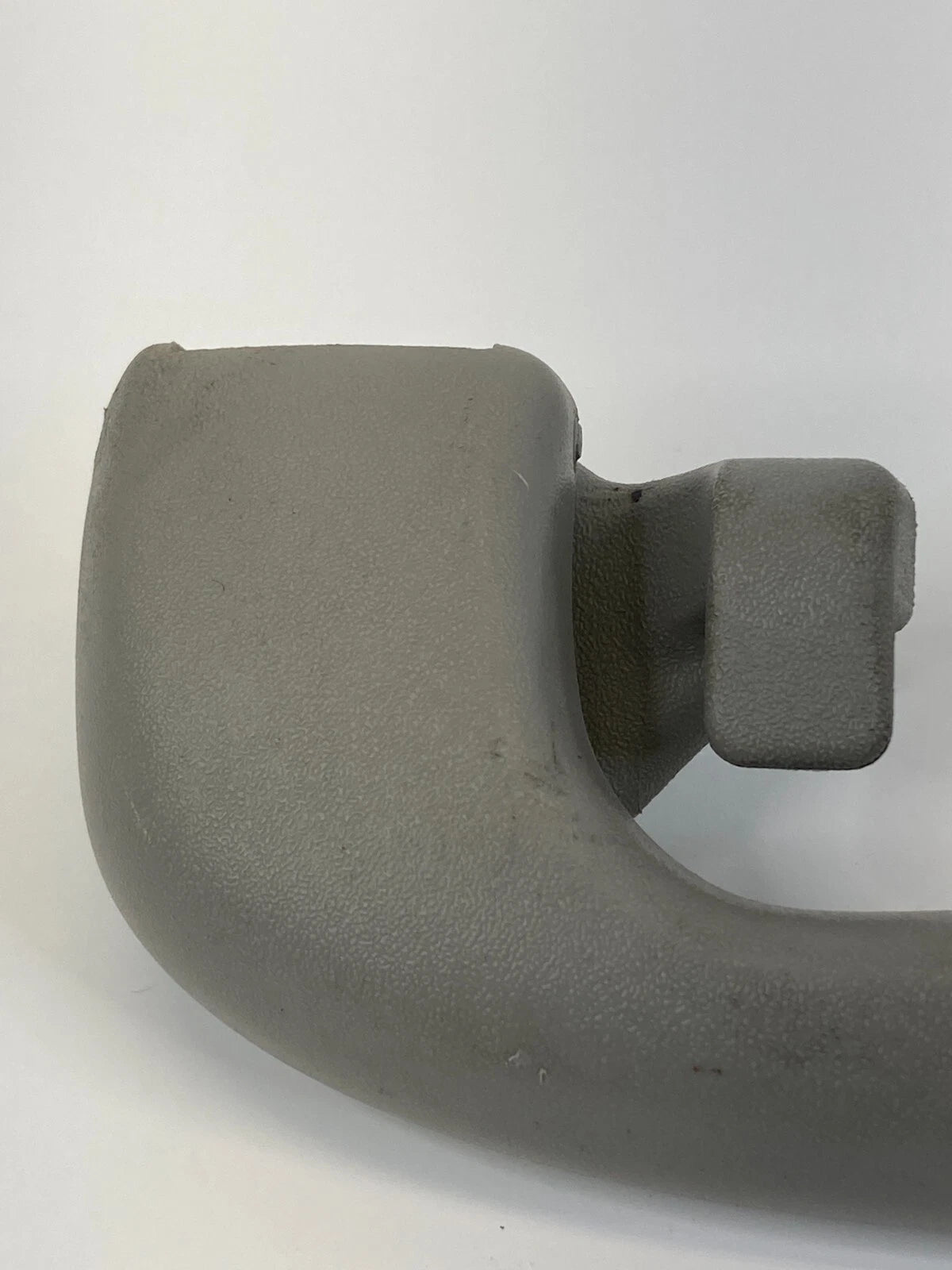 2013-2015 CHEVROLET MALIBU REAR LEFT SIDE ROOF GRAB GRIP HANDLE ASSIST BAR OEM