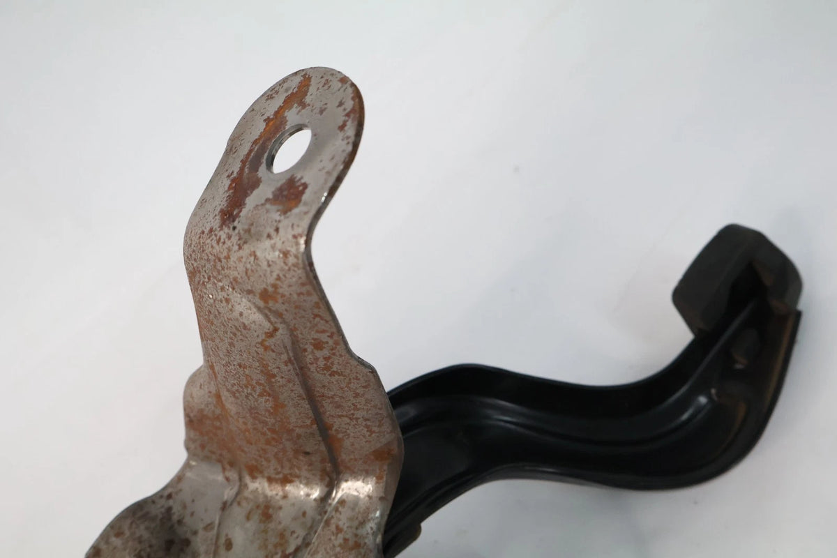 2011-2020 TOYOTA SIENNA FOOT EMERGENCY PARKING BRAKE RELEASE PEDAL ASSEMBLY OEM