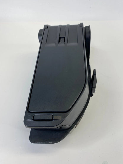 09 10 535I XDRIVE 04-07 BMW 530I CENTER CONSOLE ARMREST TRAY BOX 51167112395 OEM