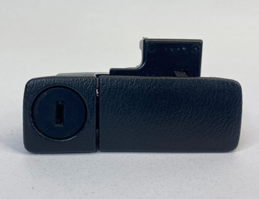 03 04 05 06 07 NISSAN MURANO DASH GLOVE BOX LATCH LOCK DOOR HANDLE OEM