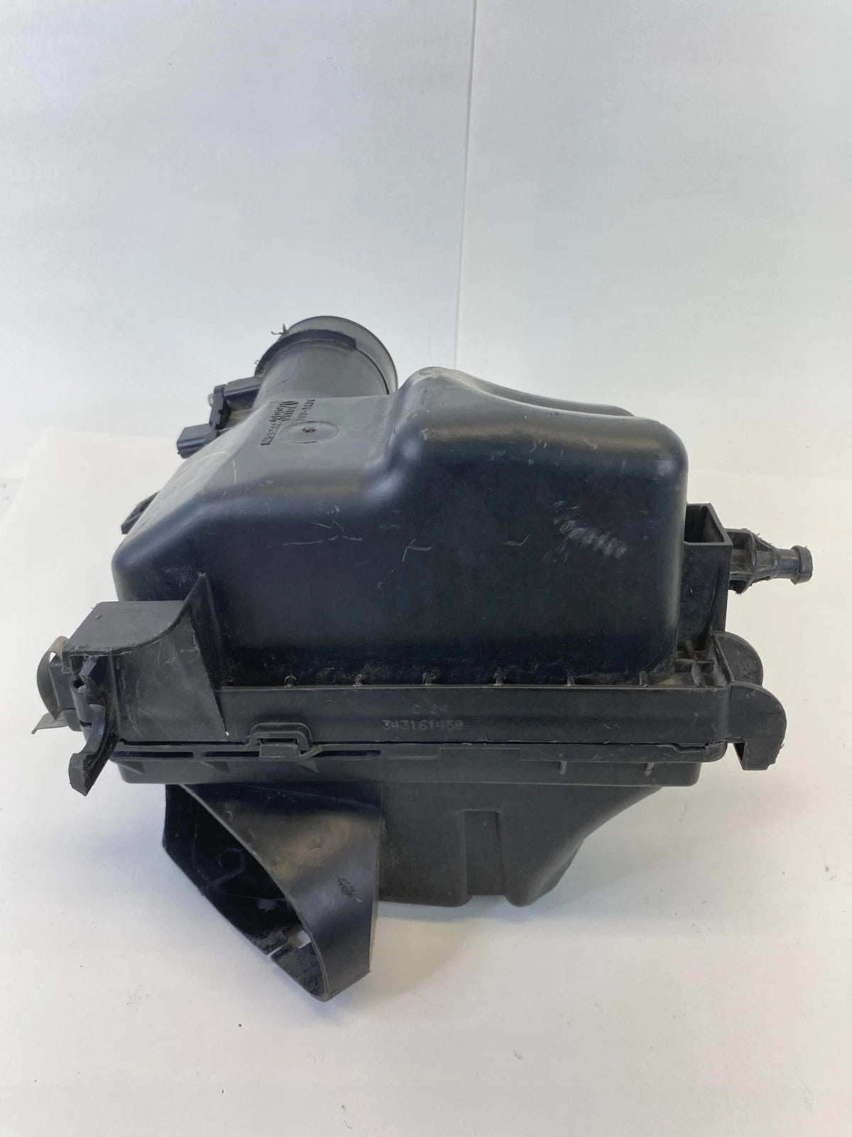 2013-2019 NISSAN SENTRA 1.8L AIR CLEANER FILTER HOUSING COVER & SENSOR 3RC20 OEM