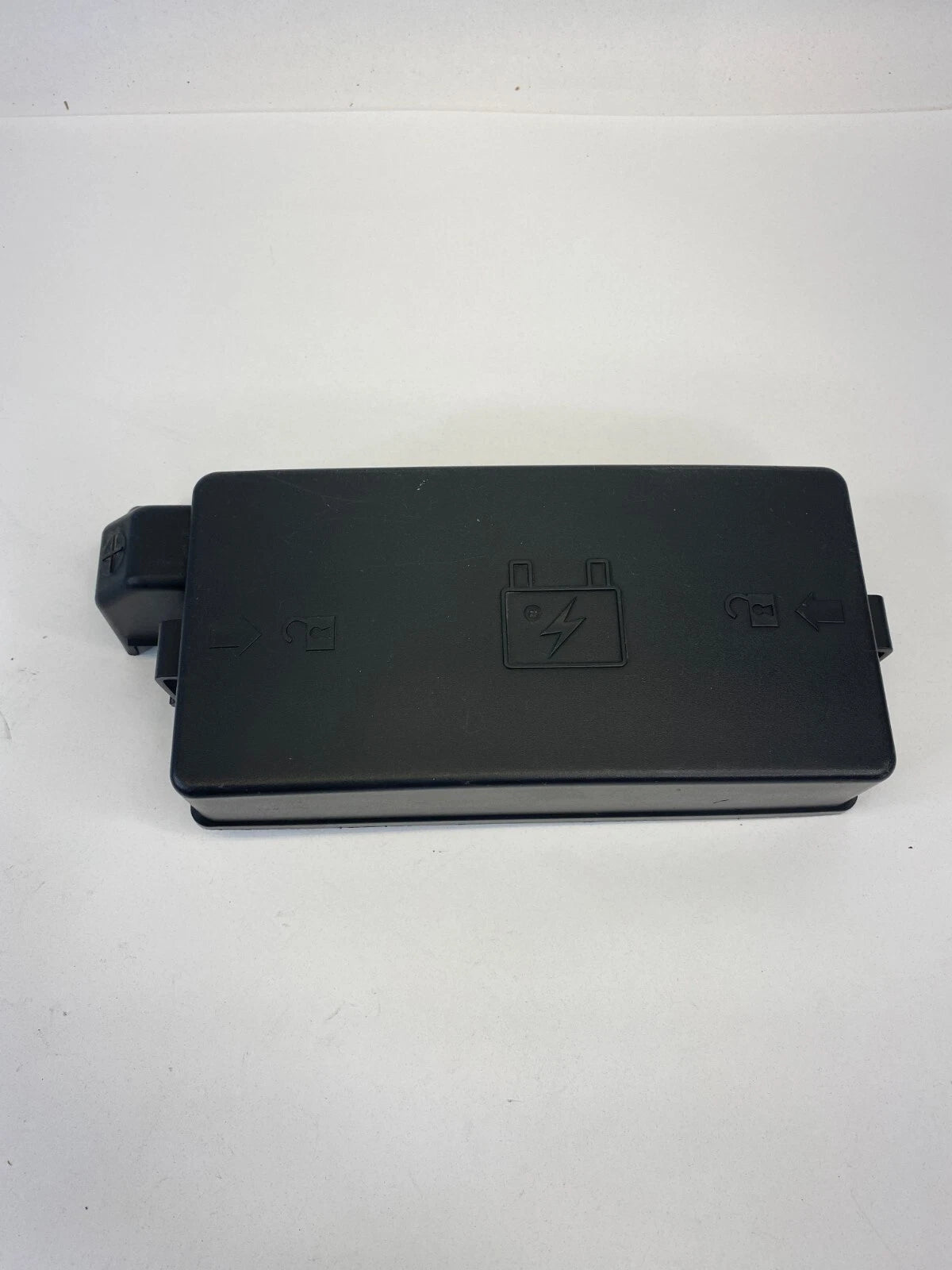 2005 05 SATURN VUE BASE 3.5L V6 FUSE BOX RELAY JUNCTION FUSEBOX CAP COVER OEM