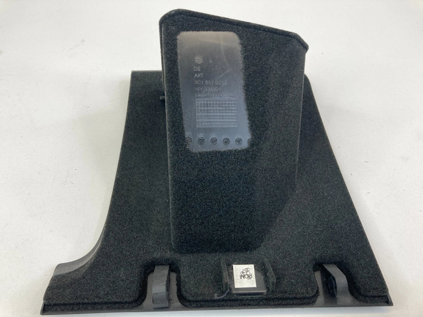 06-10 VOLKSWAGEN PASSAT DASH CENTER LOWER PANEL STORAGE COMPARTMENT 3C1-857-921