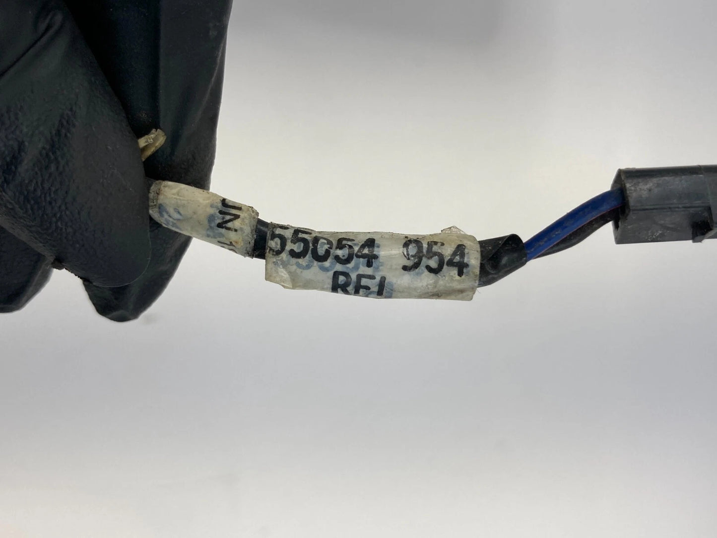 1995-1998 JEEP GRAND CHEROKE REAR TRUNK LICENSE PLATE HOLDER GARNISH MOLDING OEM