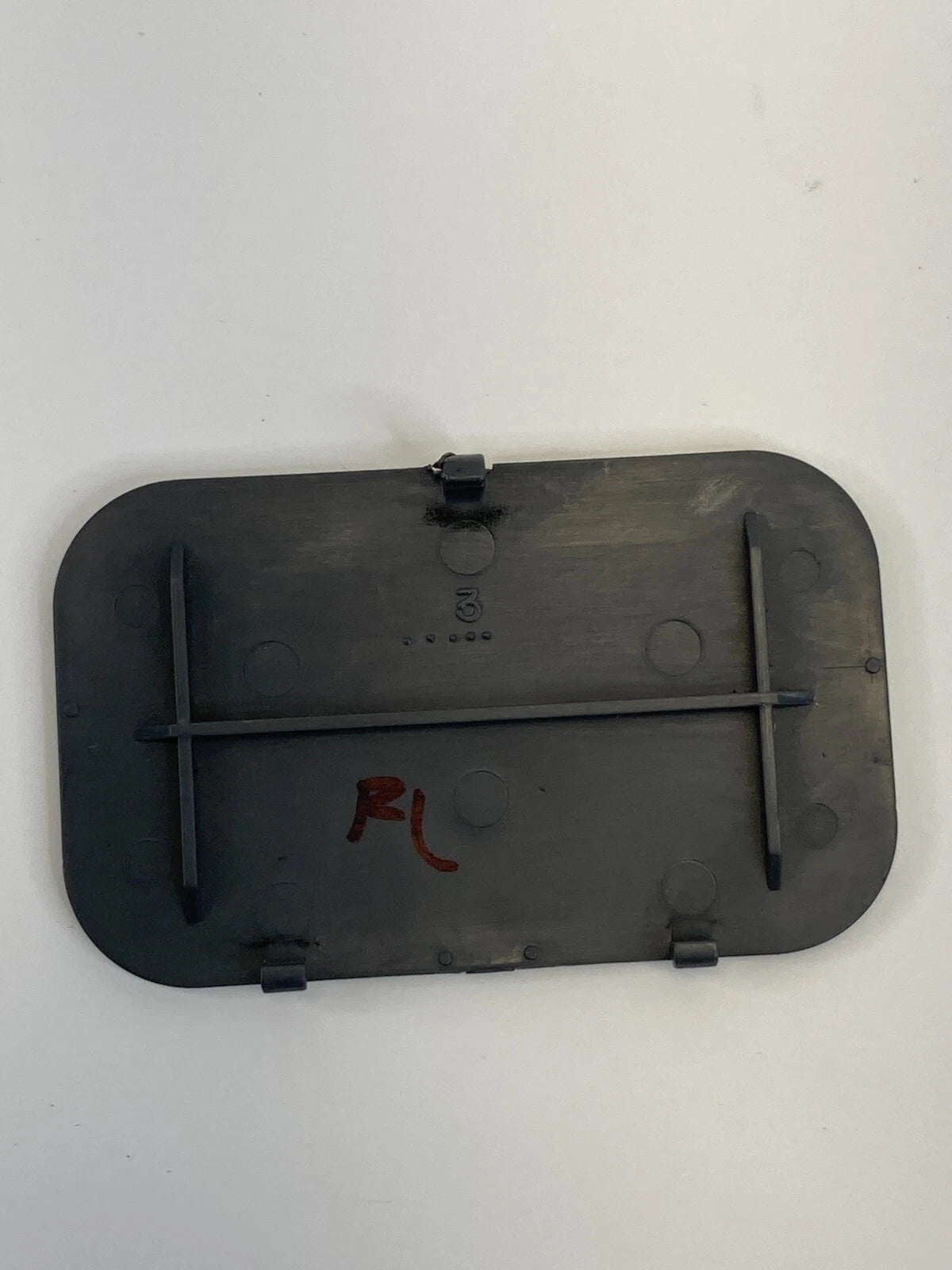 2003-2010 HONDA ELEMENT REAR LEFT BACK SIDE INTERIOR DOOR HANDLE SCREW COVER