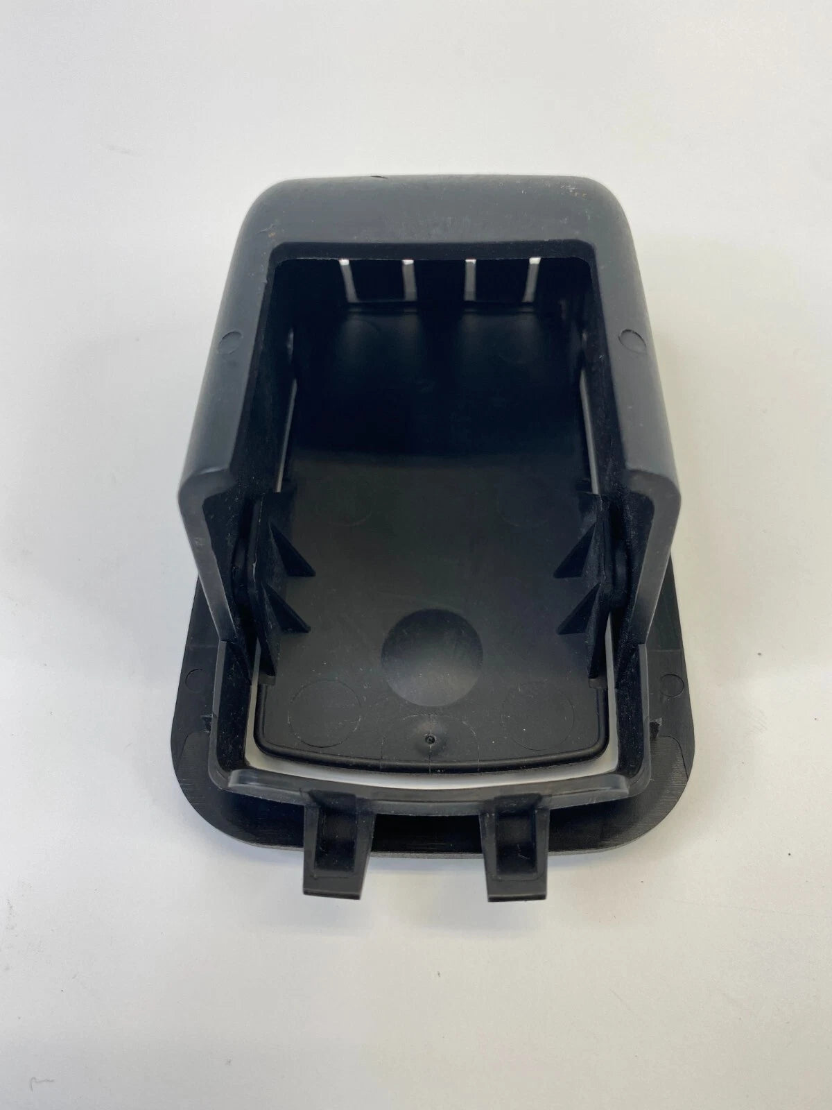 2011-2019 CHEVY CRUZE REAR SEAT CHILD SAFETY ANCHOR HOOK COVER 5034901 OEM