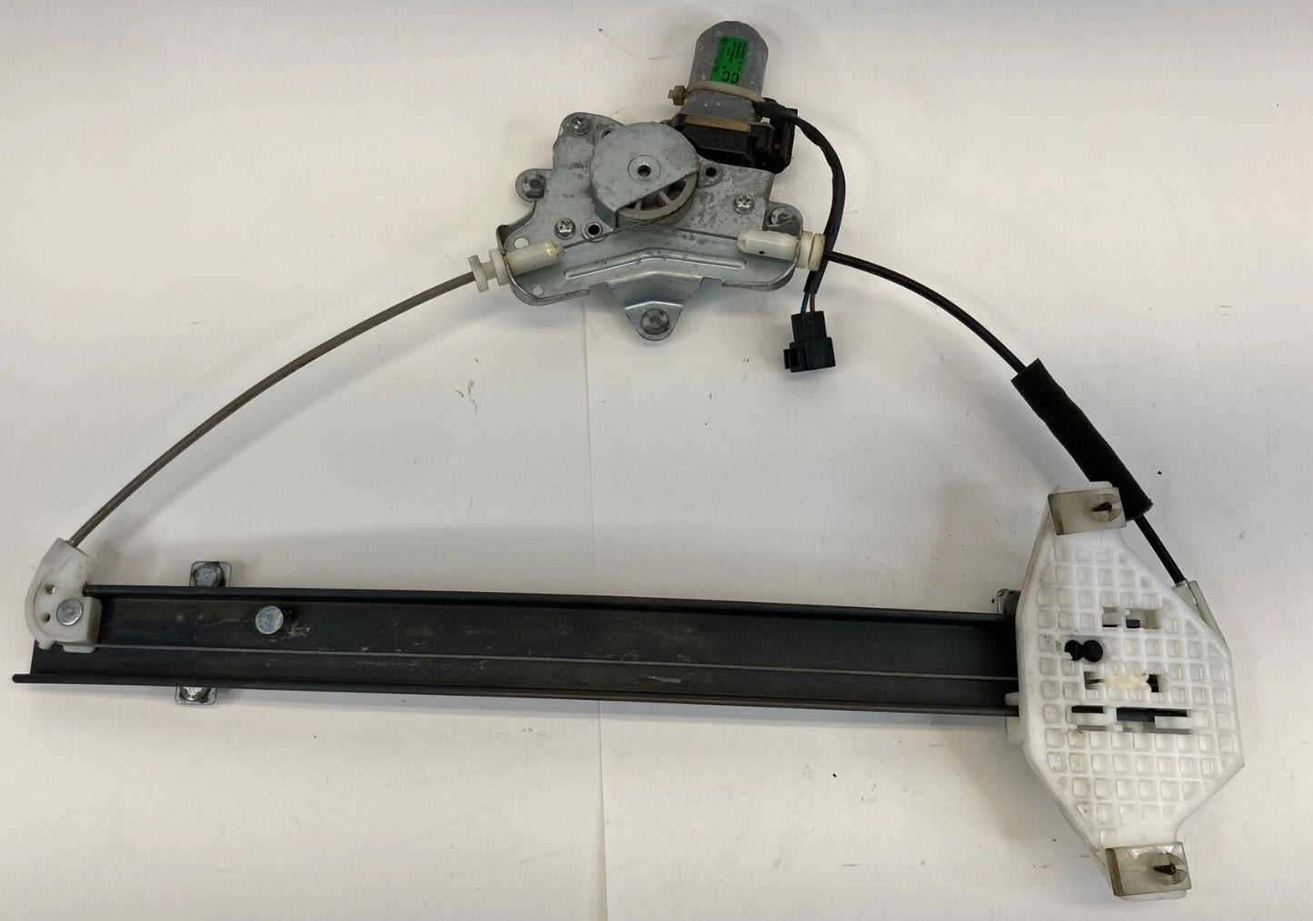 2008-2010 SATURN VUE REAR LEFT DOOR POWER WINDOW REGULATOR W/ MOTOR OEM